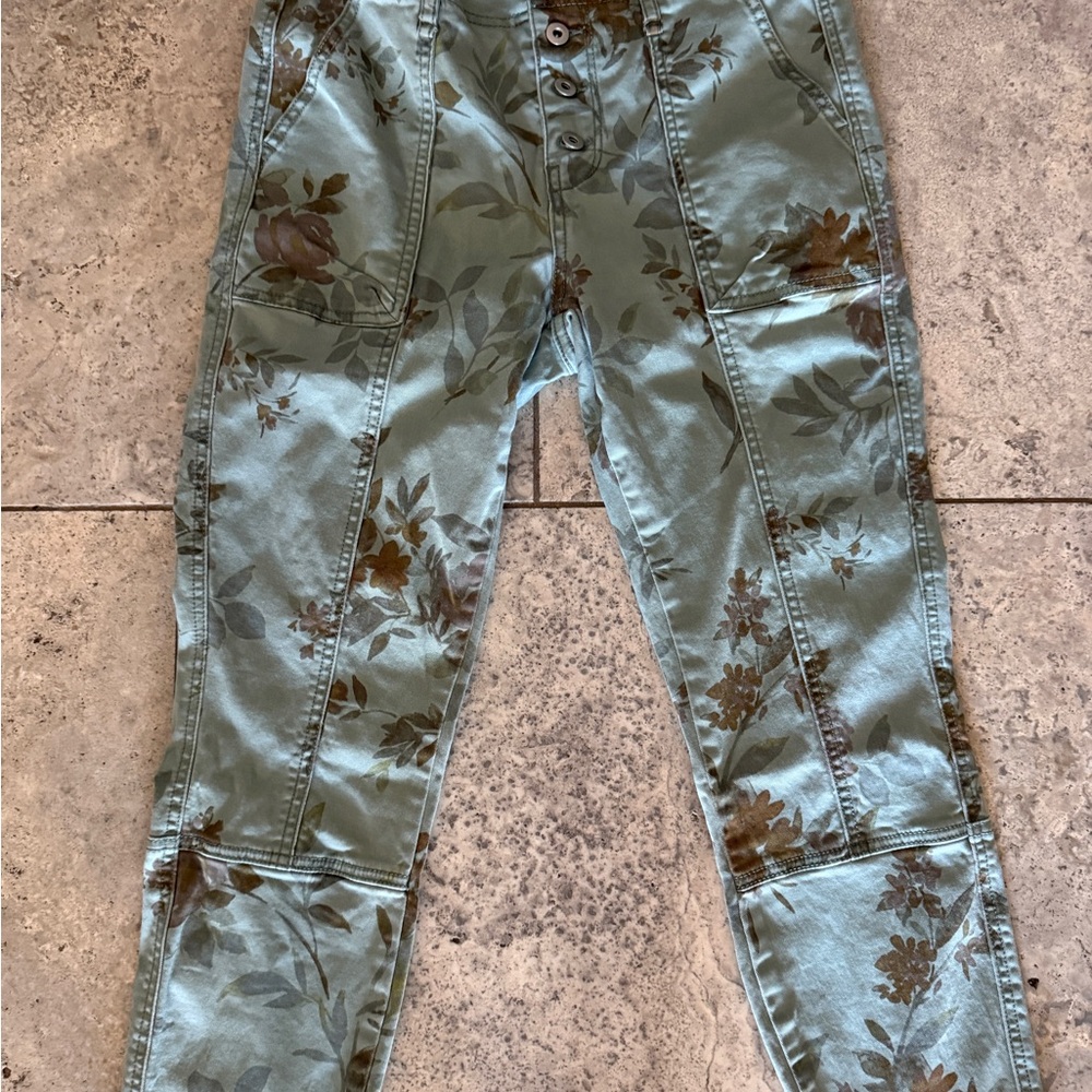 Anthropologie Green Brown Floral Jeans Large Pockets Frayed Hem EC 28P Petite